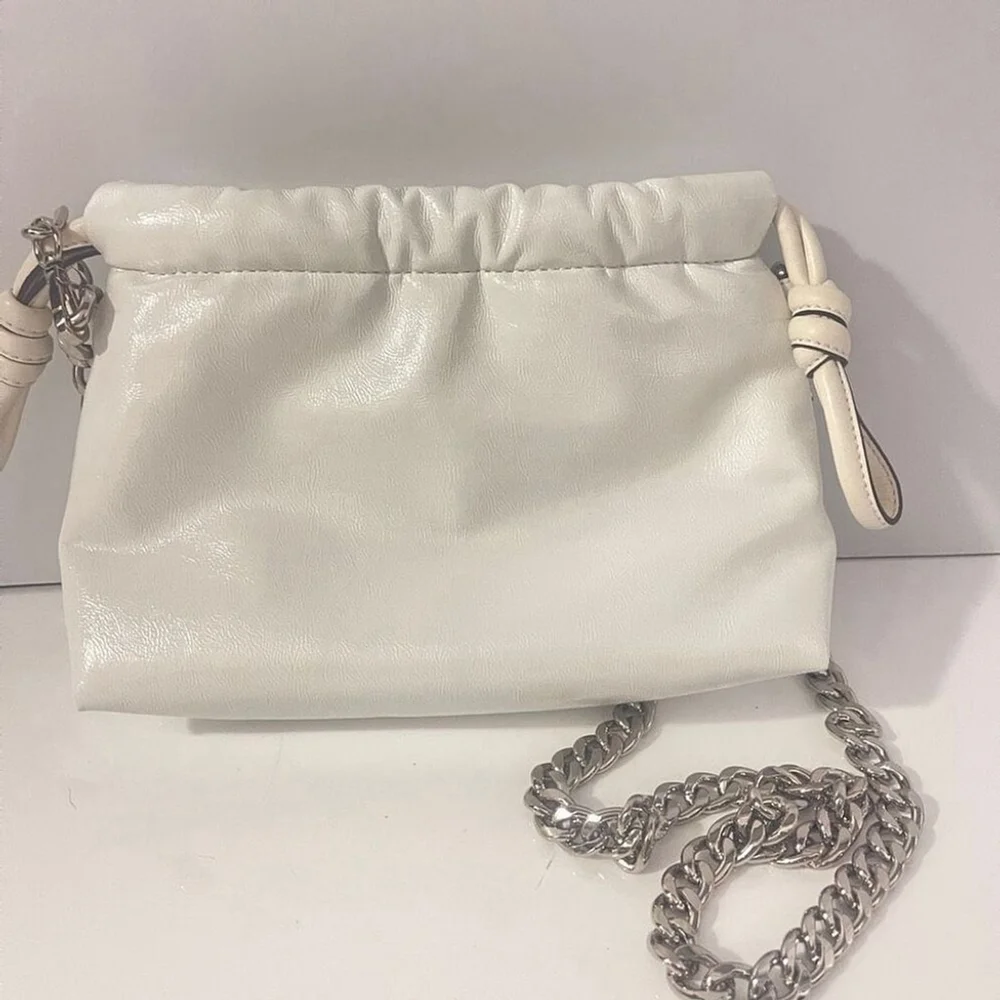 Michael Kors Lina Small Cinch Drawstring Bag Leather Optic White - Picture 5 of 11